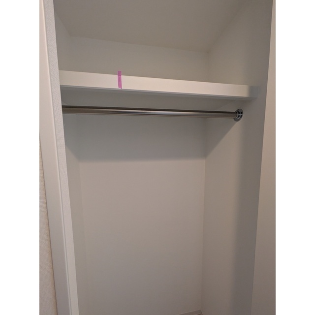 プレール・ドゥーク横濱子安206号室 内観