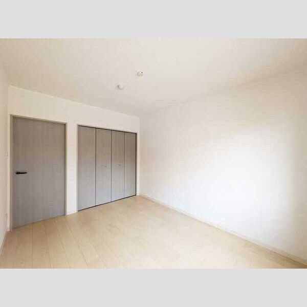 メゾン・ソレイユ103号室 洋室