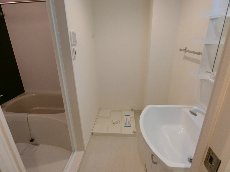 リブリ・ルアージュ学園東2階 内観