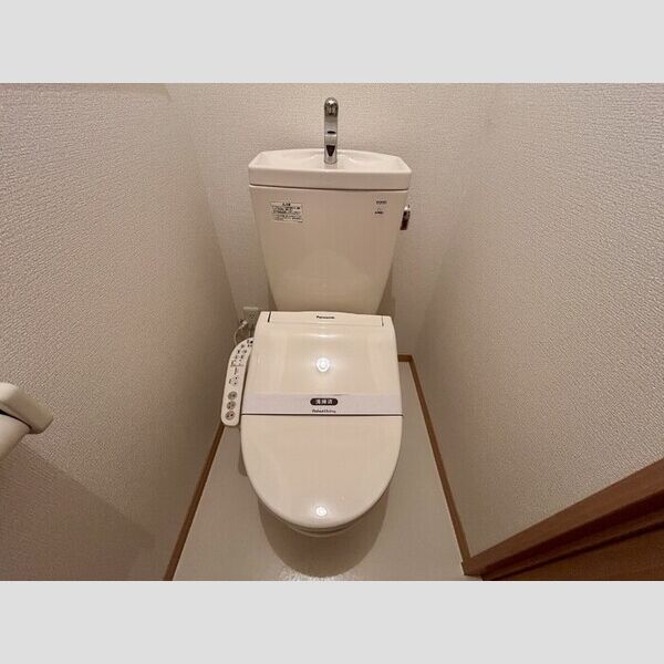 ティアレスクエア　F トイレ