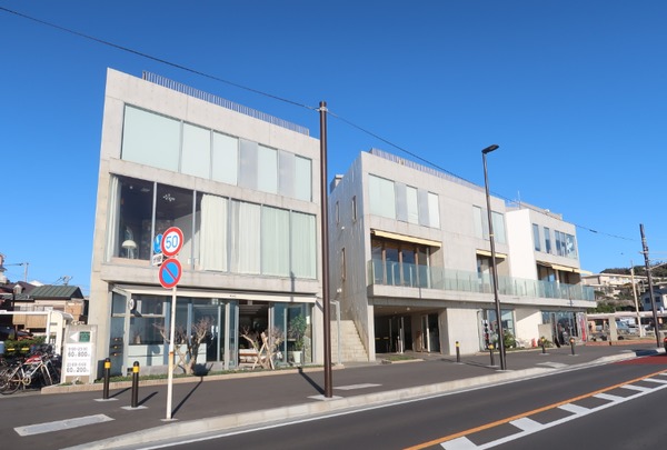 WEEKEND HOUSE ALLEYの外観画像