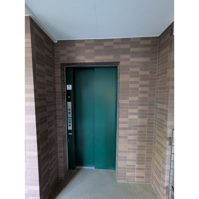 パークハウス吉祥寺北町グローヴⅣ 2025年8月撮影　エレベーター