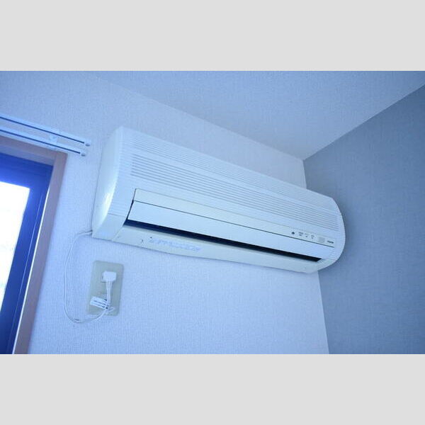 クレセントハイム エアコン