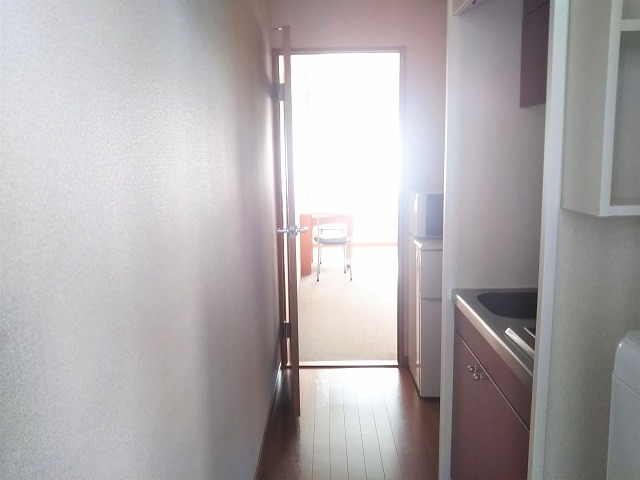 レオパレス大和田 入り口から