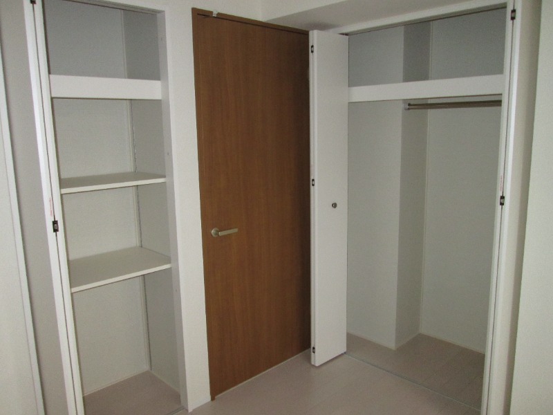 リヴィエール押上1階 収納