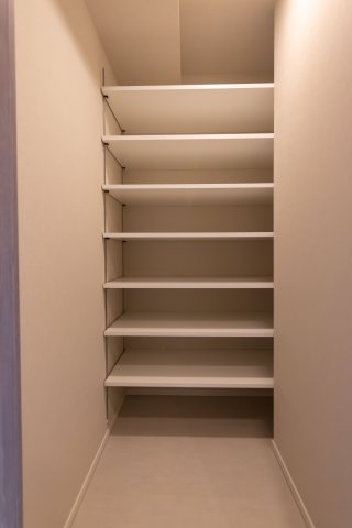 プラウドフラット品川大井町415号室 収納