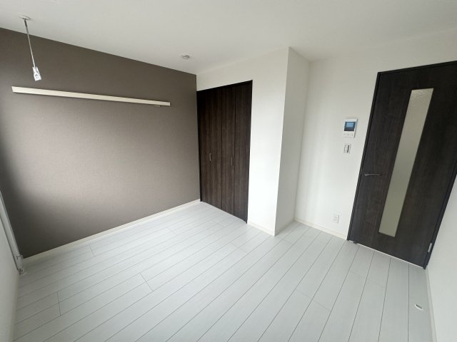 ベイルームグラシア海老名203号室 寝室