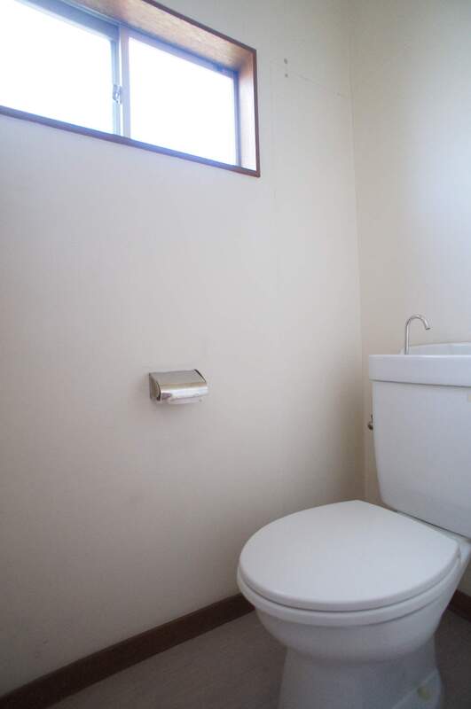 グレーエス日光 205号室の代用写真です