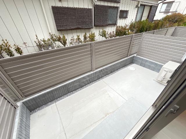 ベッシア・ノーブル103号室 専用庭