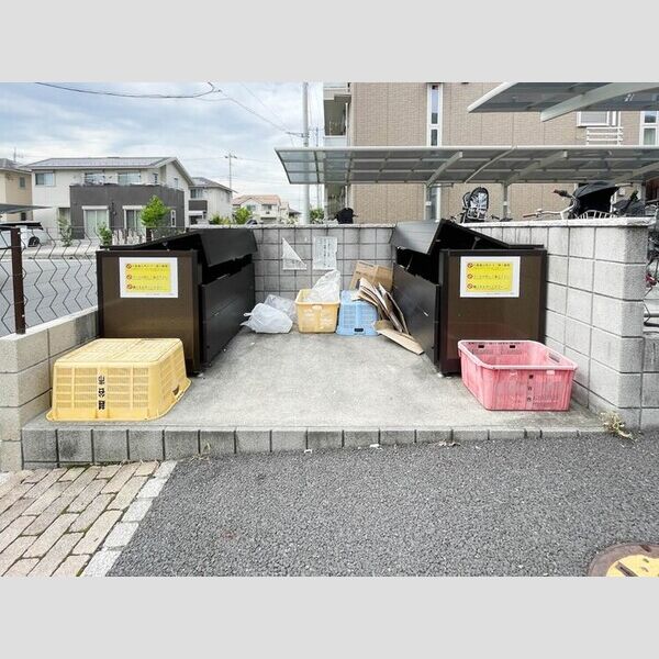 ロイジェントパークス レイクタウン Ⅲ　O ゴミステーション