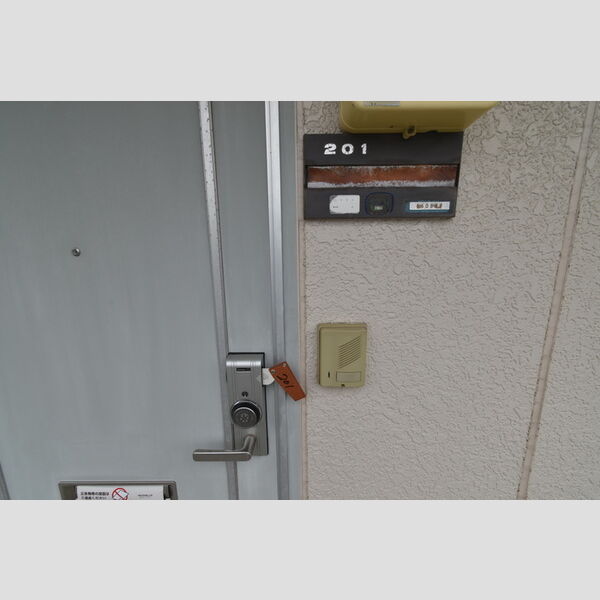 セジュール町田201号室 玄関