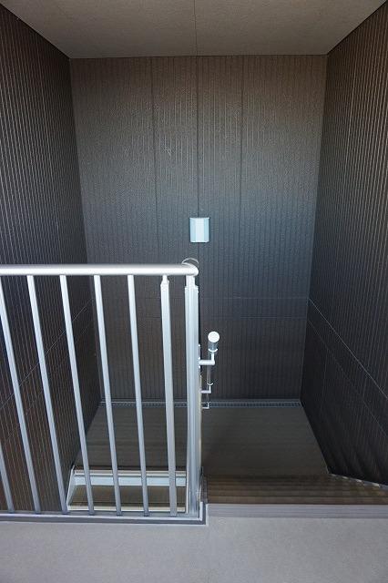 オデッサ浦安(E-120) エントランス