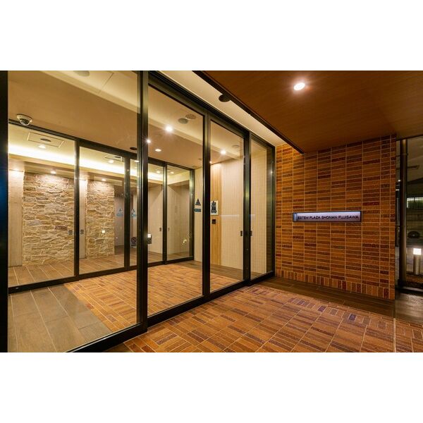 エステムプラザ湘南藤沢 エントランス