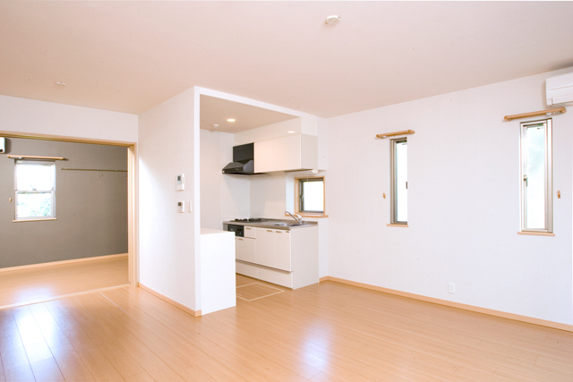 サンジュノラ宮前 リビング