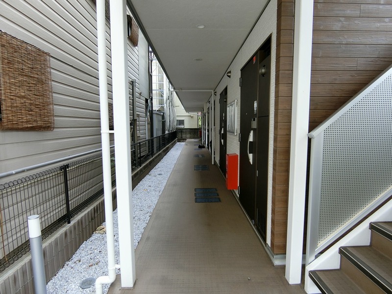 リブリ・GOLD3階 エントランス