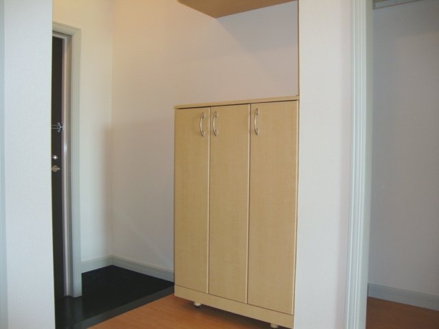 ｂｅａｍｉｎｇ203号室 下駄箱