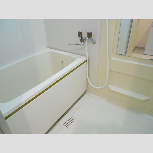 メゾンアルファ103号室 浴室