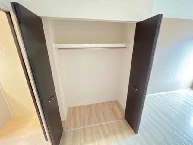 ウィング クローゼット