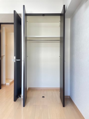 グラントゥルース浮間公園504号室 収納