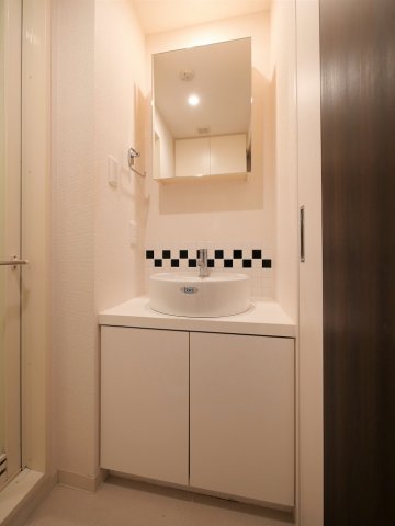 ＬＩＮＸ　ＬＥＧＡＭＩ 内観