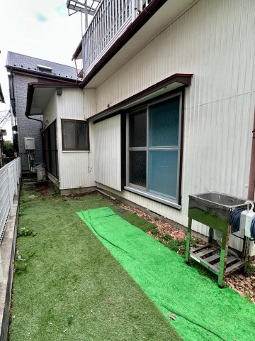 港南区笹下5丁目戸建 日当たりのいい南面の庭