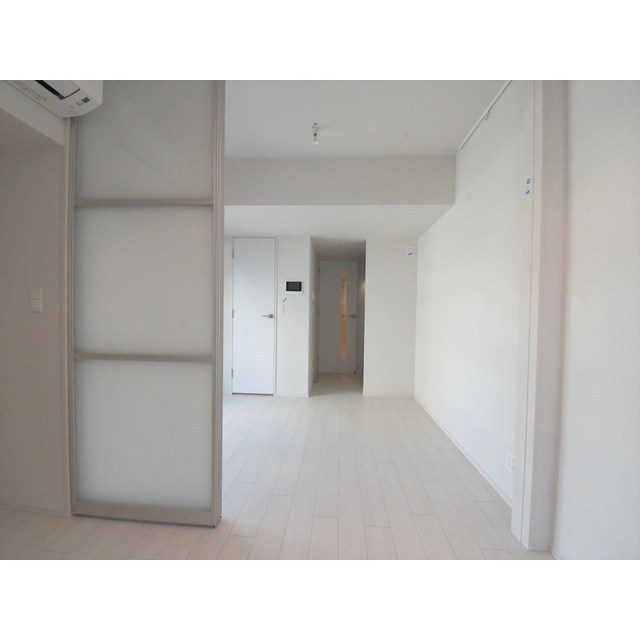 ラクレイス横濱関内1112号室 内観