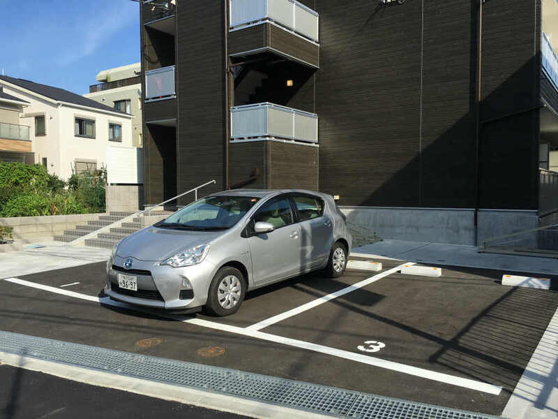 リブリ・藤沢川名3階 駐車場