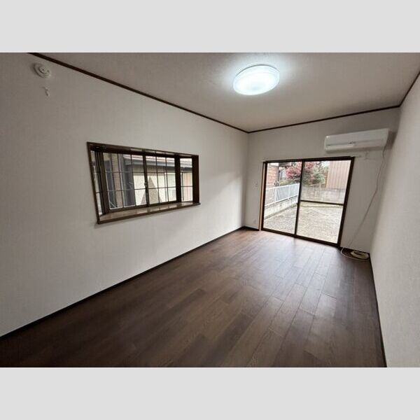 フレンドシップ東久留米202号室 洋室