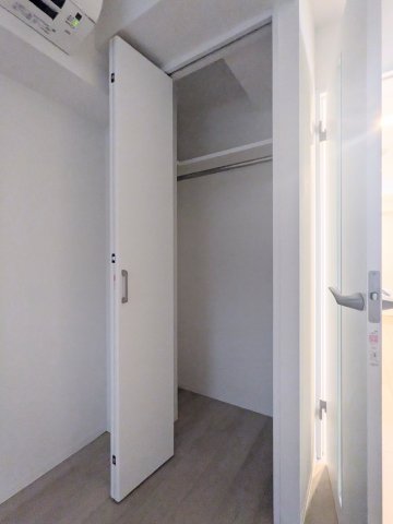 エルファーロ三軒茶屋Ⅱ0103号室 収納