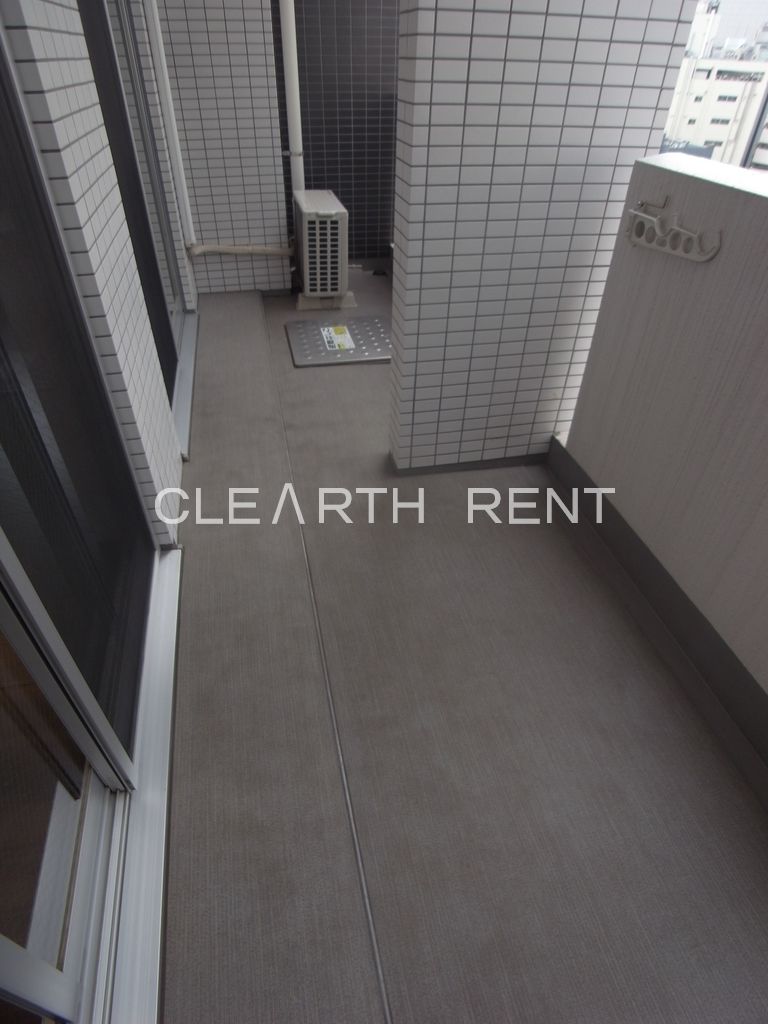 コンシェリア新宿ＥＡＳＴ13階 広々としたバルコニーです