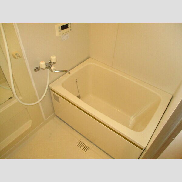 ラヴェニュ　E E102(浴室)