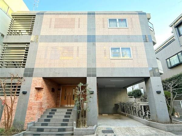 サウダージ自由が丘3階 外観