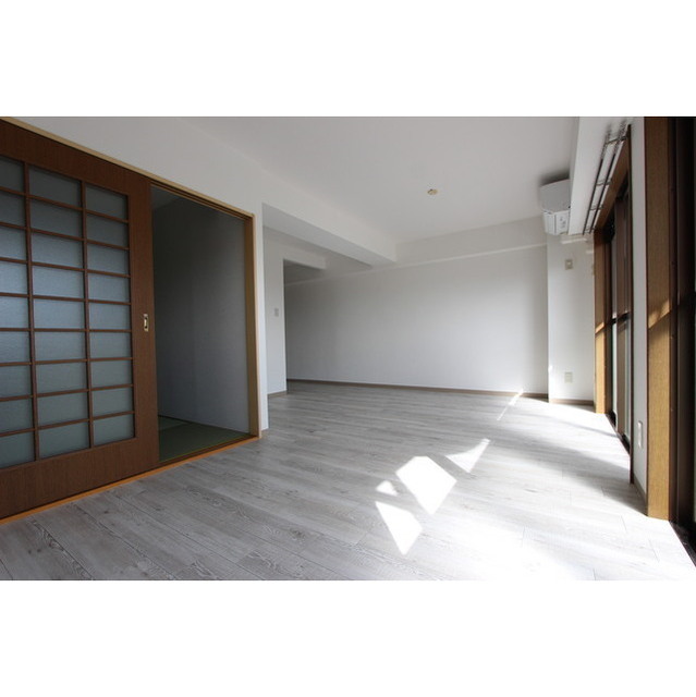 カサグランデ湘南705号室 LD