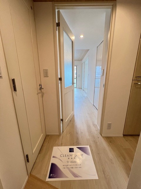 レジディア神田東12階 玄関