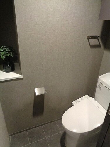 ザ・ライオンズフォーシア鶴見8階 トイレ