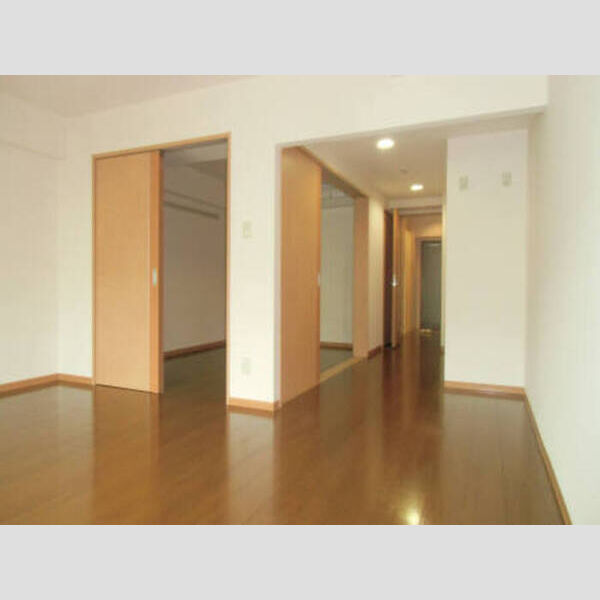 Fガーデン 202 洋室