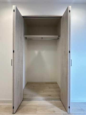 プライムアーバン千住506号室 収納