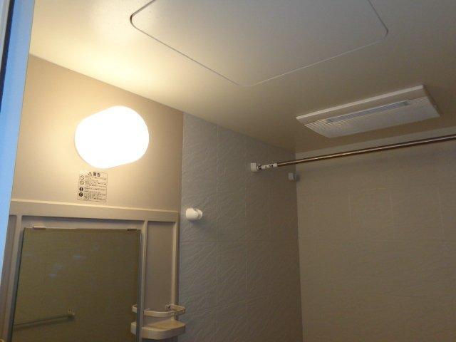 プラザ・シフォレⅠ00105号室 バス