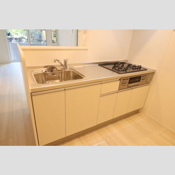 フラーリッシュ 対面式3口ガスコンロ付システムキッチン
