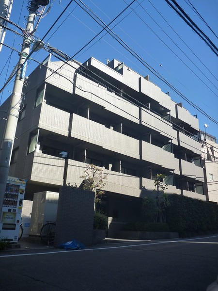 ルーブル高田馬場 外観