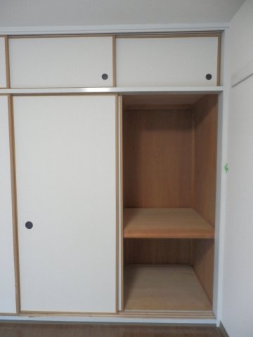 エスポワール白川0201号室 収納