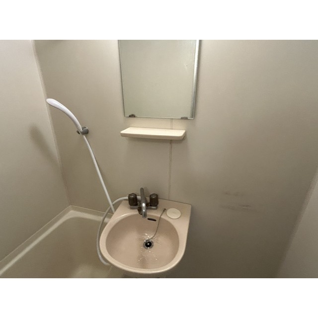 西川口第37レジデンス　旧レオパレス西川口第37 内観