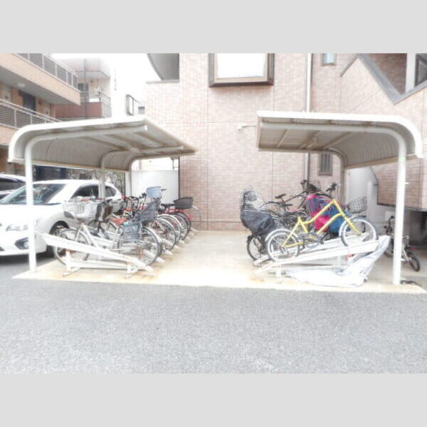 クレスタ妙典 駐輪場