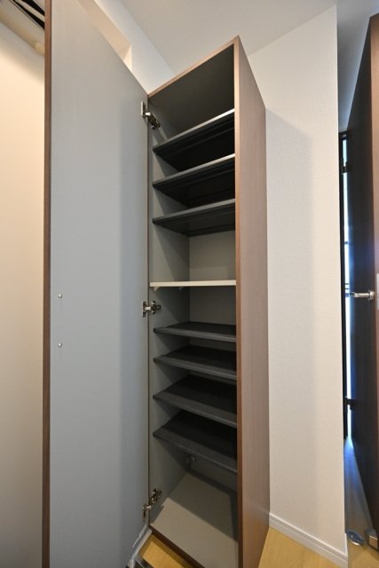 ＫＩ－ＦＬＡＴ永福町2階 収納