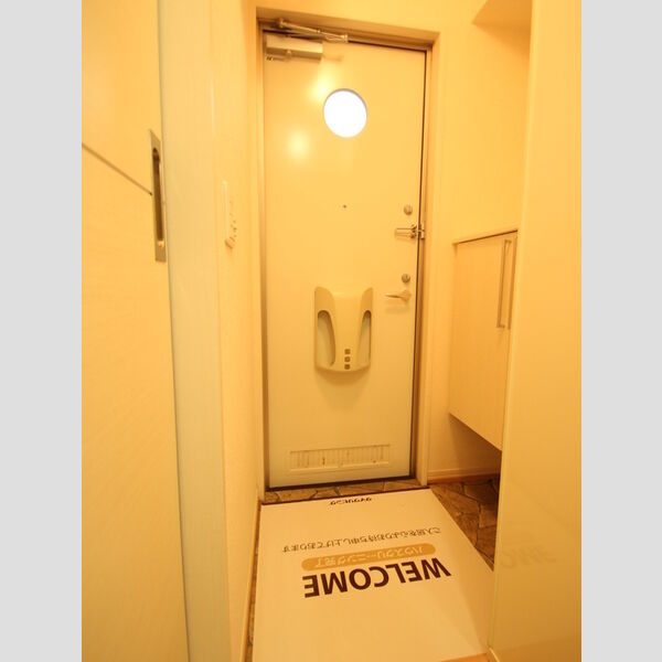 El puerto de Kishiyu203号室 玄関