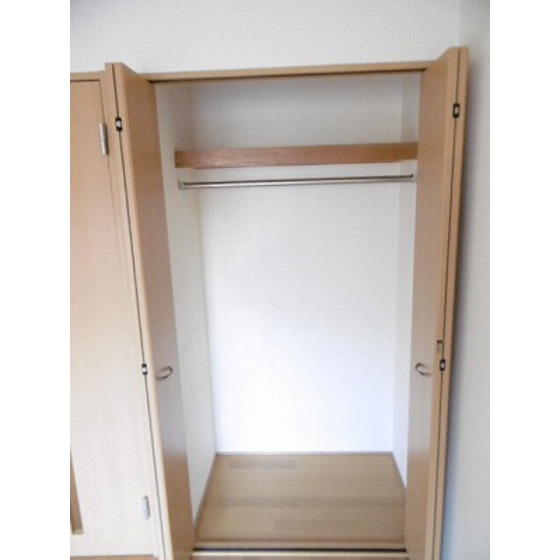 グランドール北上野 クローゼット