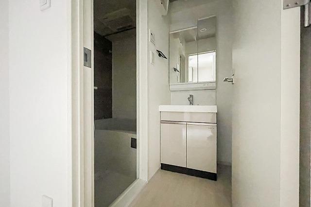 ALTERNA池袋EAST1階 洗面所