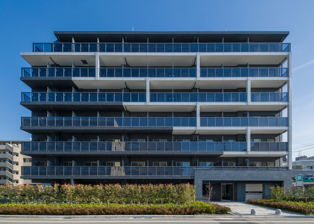 ガーラ・ヴィスタ横浜鶴見1階 落ち着いた雰囲気の外観です