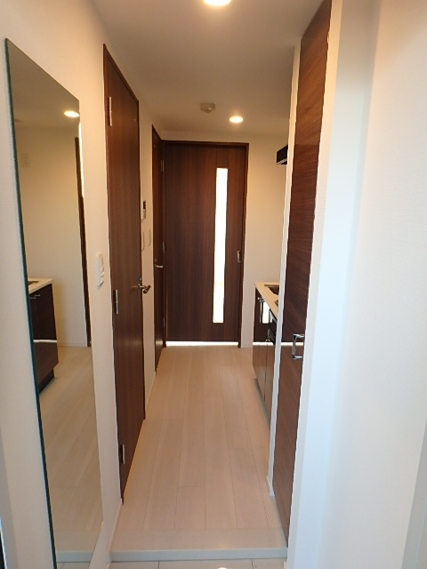 グランド・ガーラ白金高輪6階 玄関