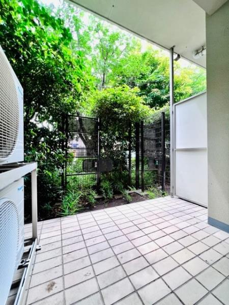 Ｂｒｉｌｌｉａ　ｉｓｔ　三軒茶屋　アイビーテラス リビング